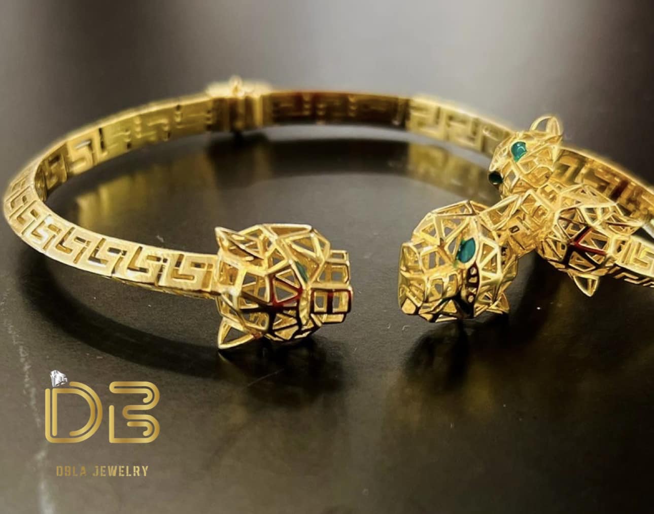 عن دبلة للمجوهرات